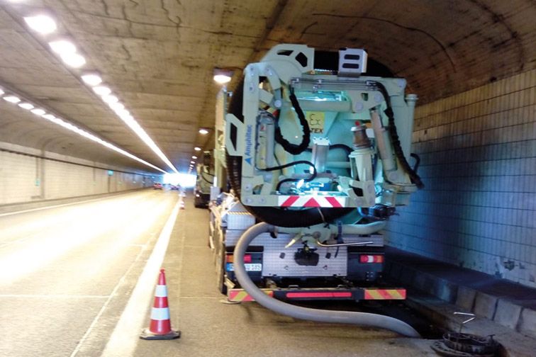 Saugbagger Bingen - Tunnelbau